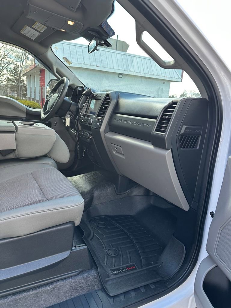 Used 2020 Ford F250 XL w/ Power Equipment Group image 26
