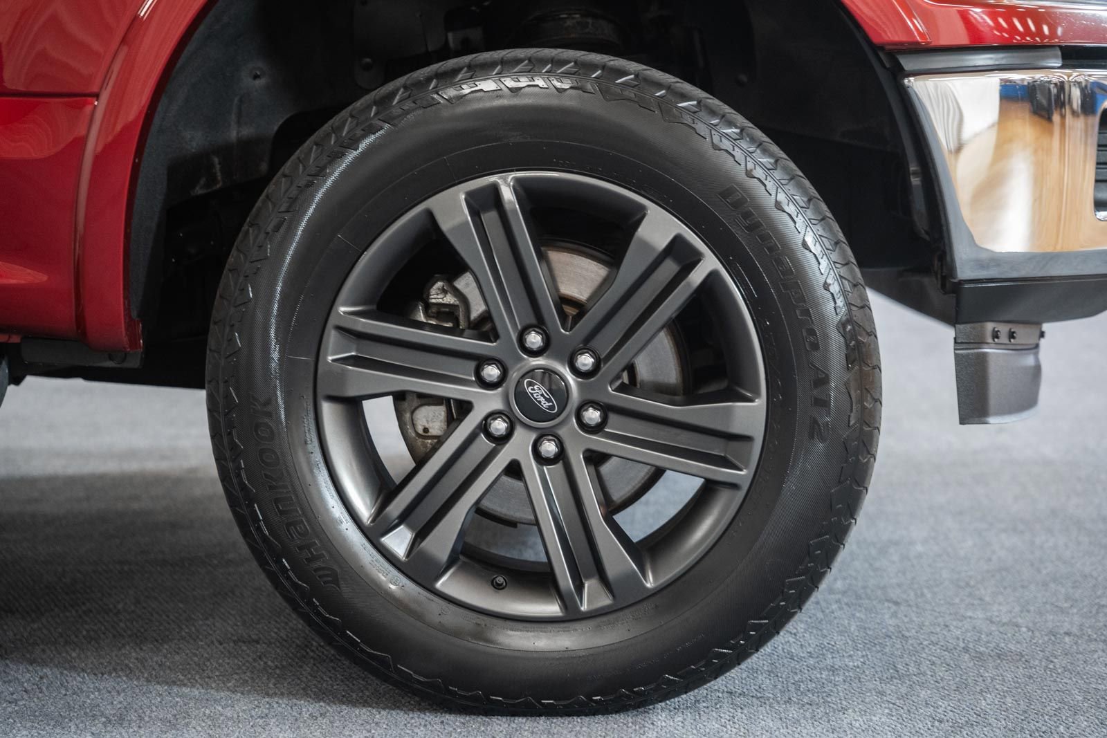Used 2018 Ford F150 Lariat w/ Heavy-Duty Payload Package image 23