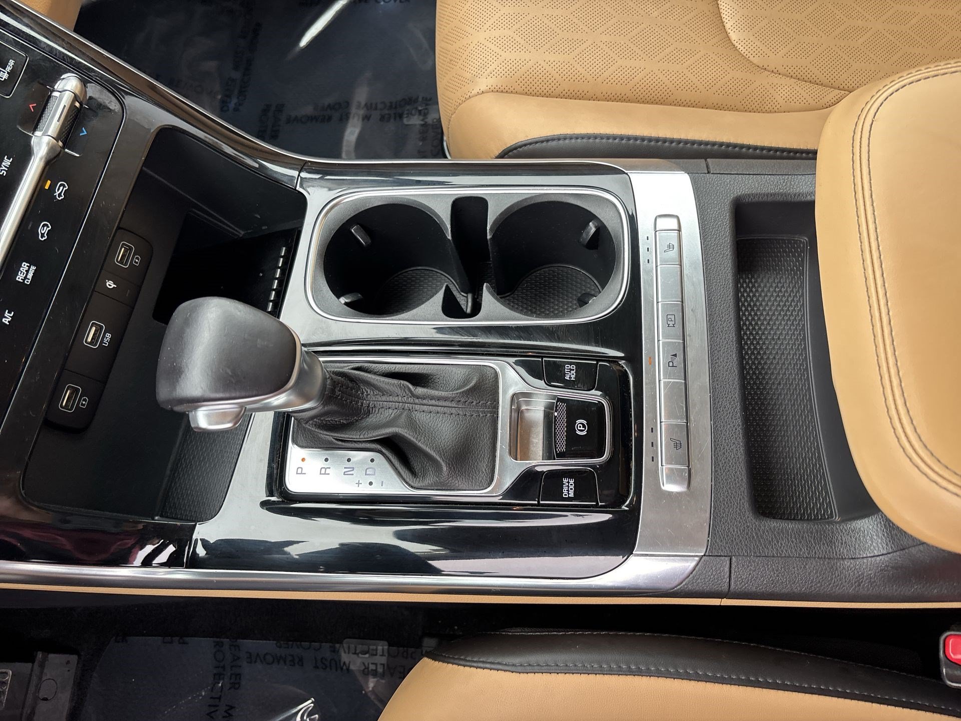 Used 2022 Kia Carnival EX FWD image 20