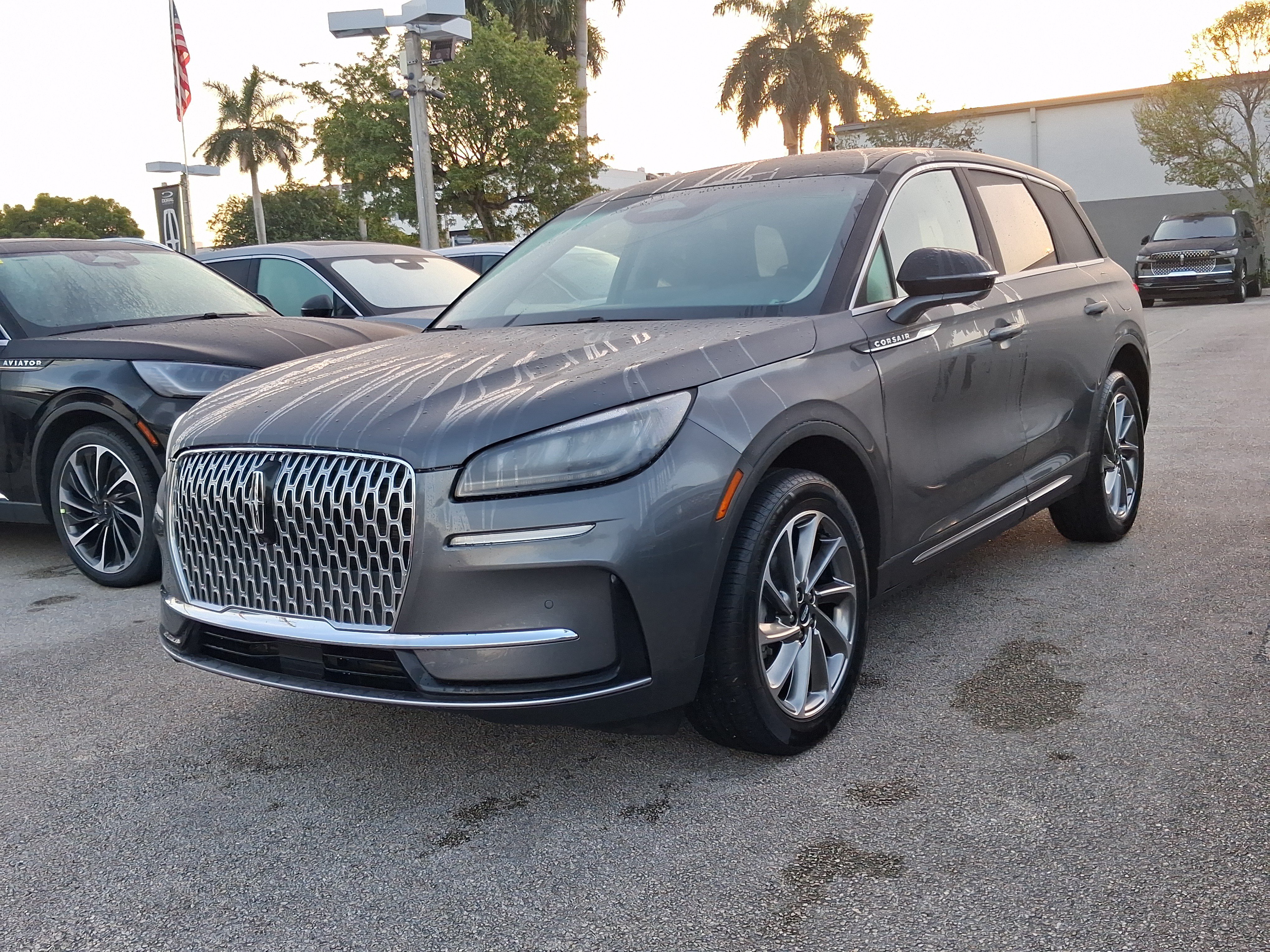Certified 2023 Lincoln Corsair FWD w/ Equipment Group 101A image 2