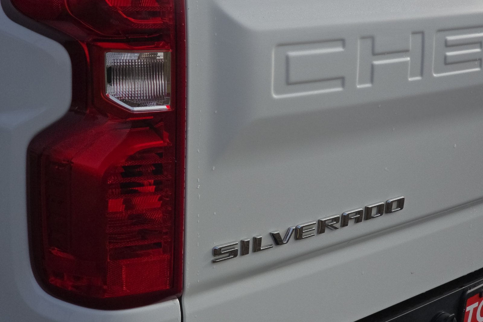 Used 2024 Chevrolet Silverado 1500 LT w/ Z71 Off-Road Package AWD/4WD image 23