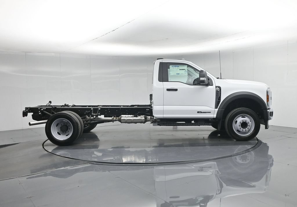New 2026 Ford F450 XL w/ XL Chrome Package RWD image 22