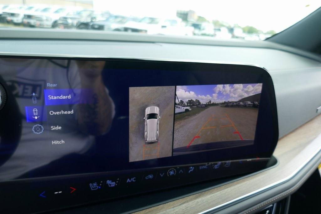 New 2026 Chevrolet Tahoe High Country w/ Sun And Tow Package image 23