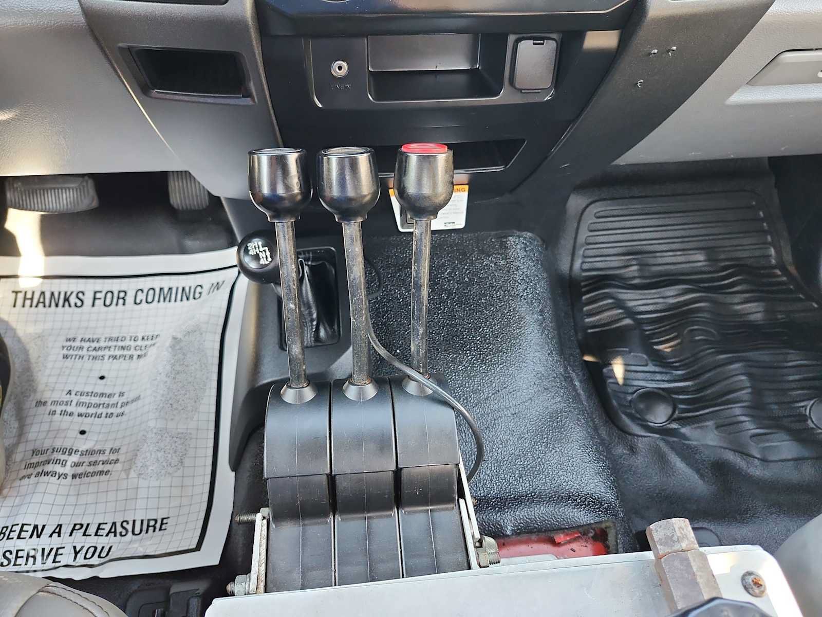 Used 2019 Ford F550 4x4 Regular Cab Super Duty image 14