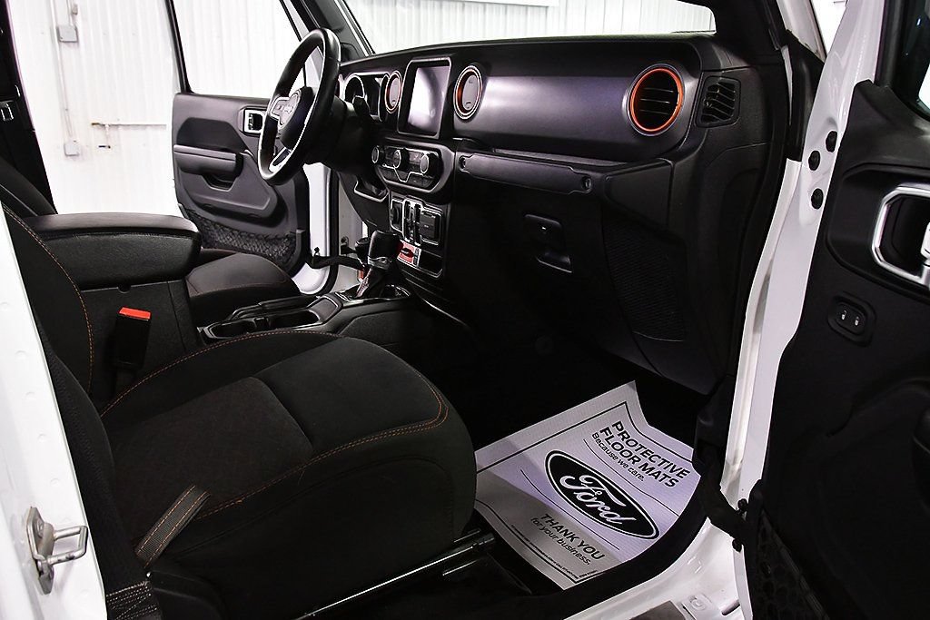 Used 2021 Jeep Gladiator Mojave AWD/4WD image 27