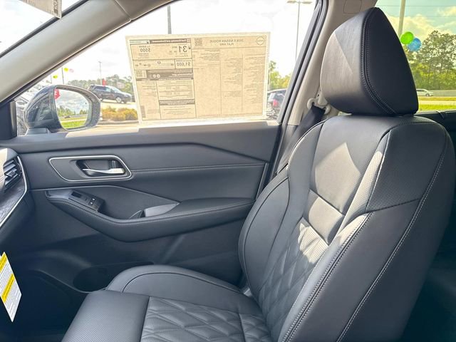 New 2026 Nissan Rogue Platinum AWD/4WD image 18