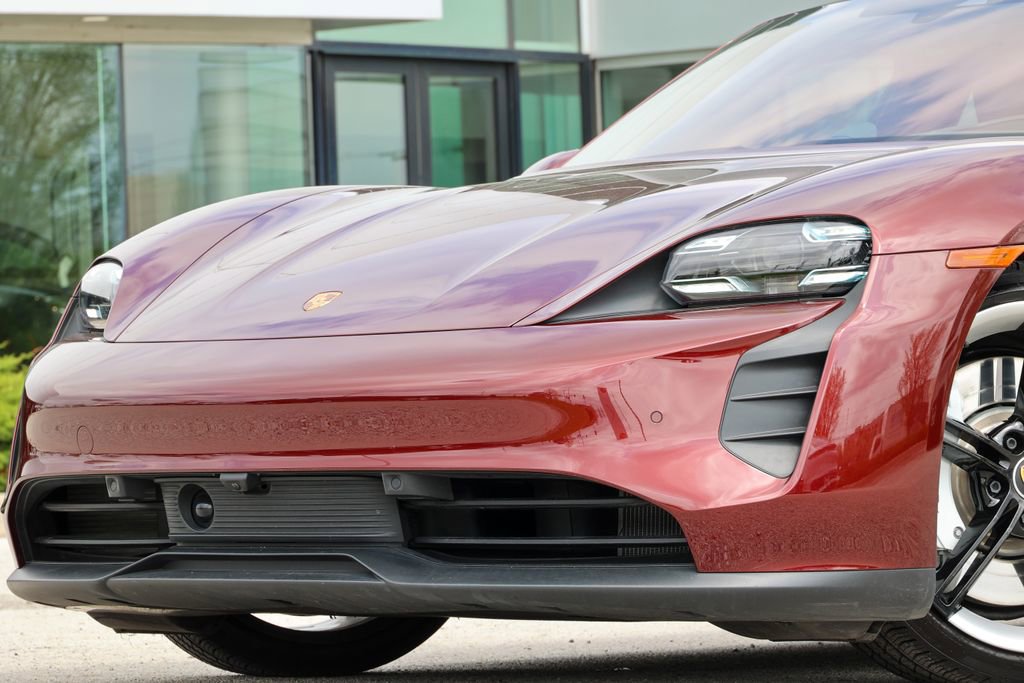 Certified 2022 Porsche Taycan GTS image 6