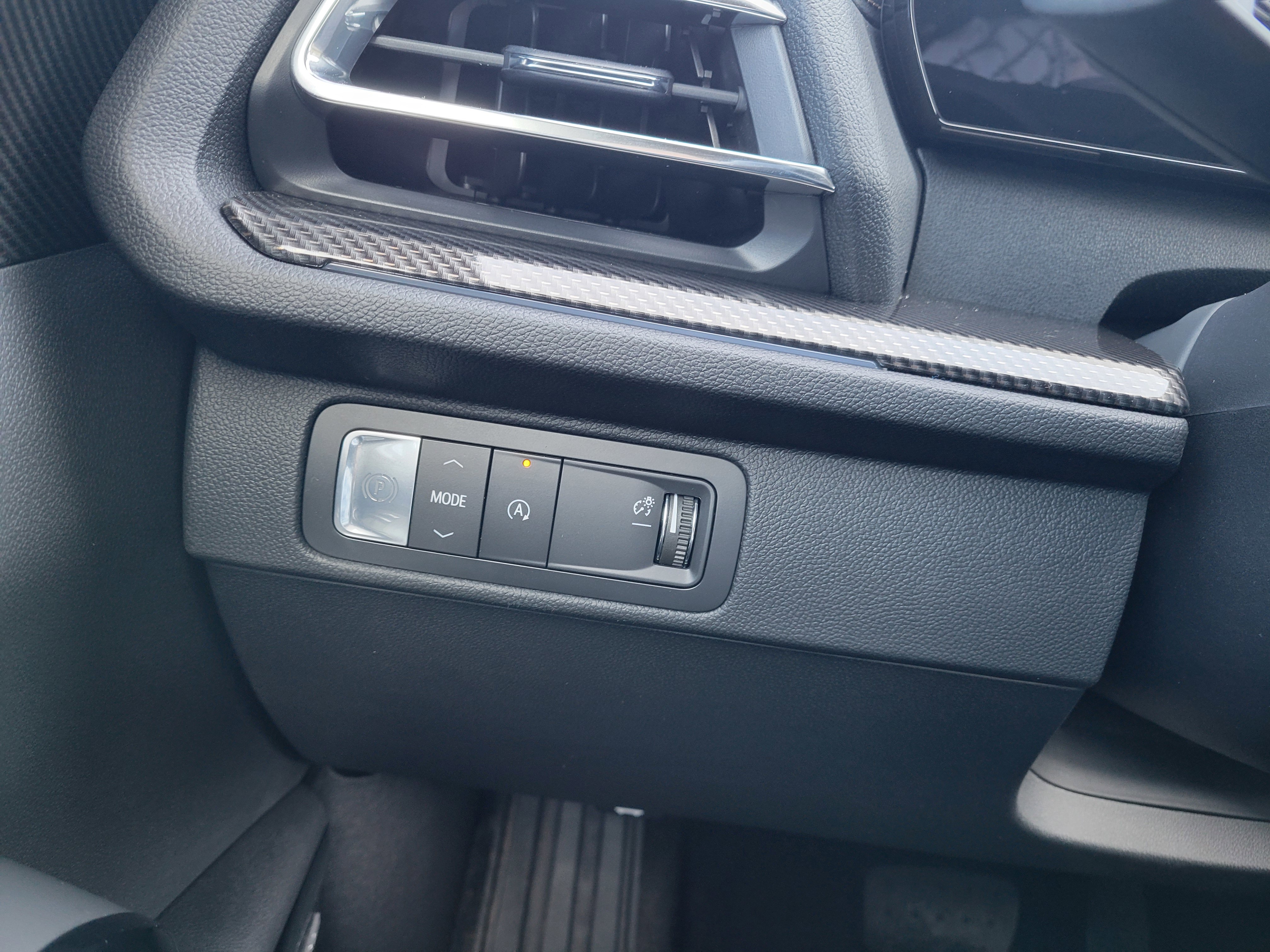 New 2026 Chevrolet Traverse High Country w/ LPO, Floor Liner Package FWD image 18