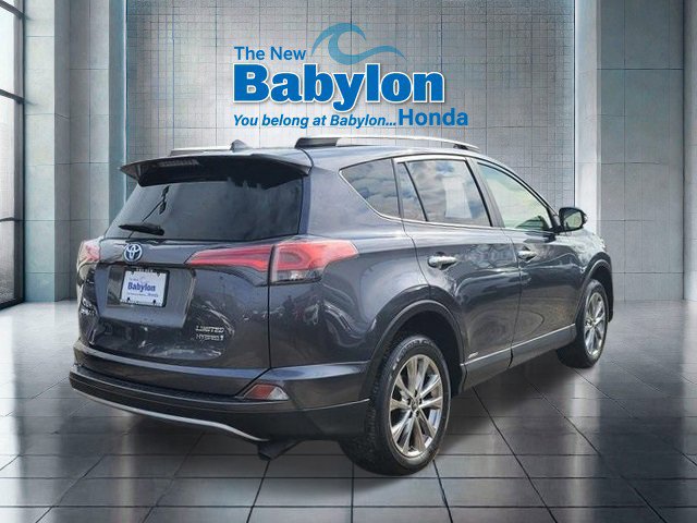 Used 2018 Toyota RAV4 Limited image 4