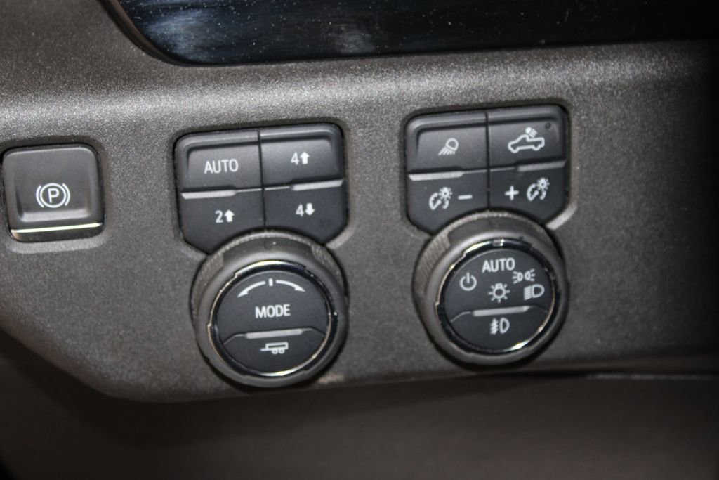 Used 2024 Chevrolet Silverado 2500 High Country image 41