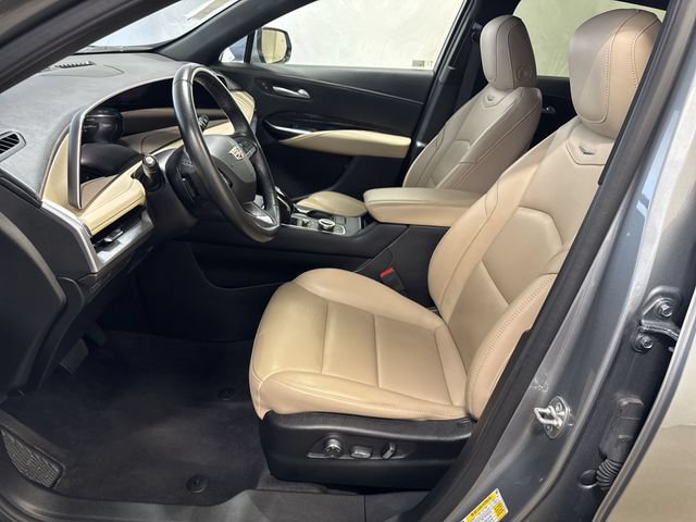 Certified 2025 Cadillac XT4 Premium Luxury FWD image 10