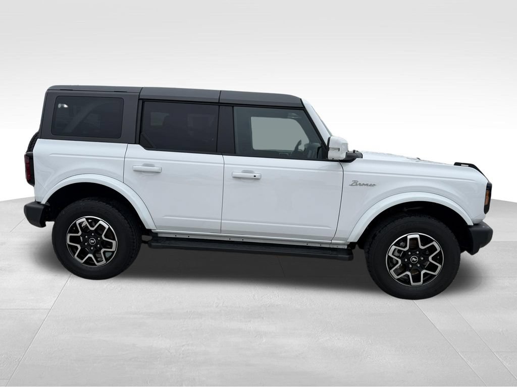 Used 2024 Ford Bronco Outer Banks AWD/4WD image 4