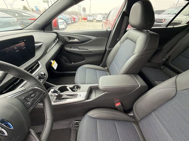 New 2026 Buick Envista Preferred w/ Convenience I Package FWD image 17