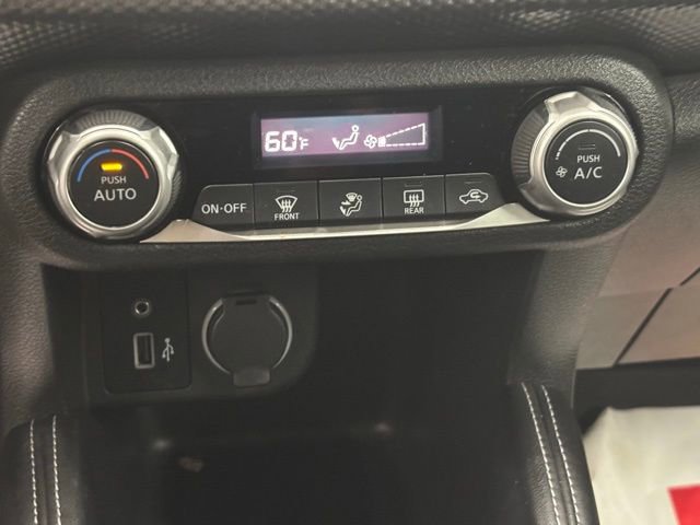 Used 2019 Nissan Kicks SV image 25