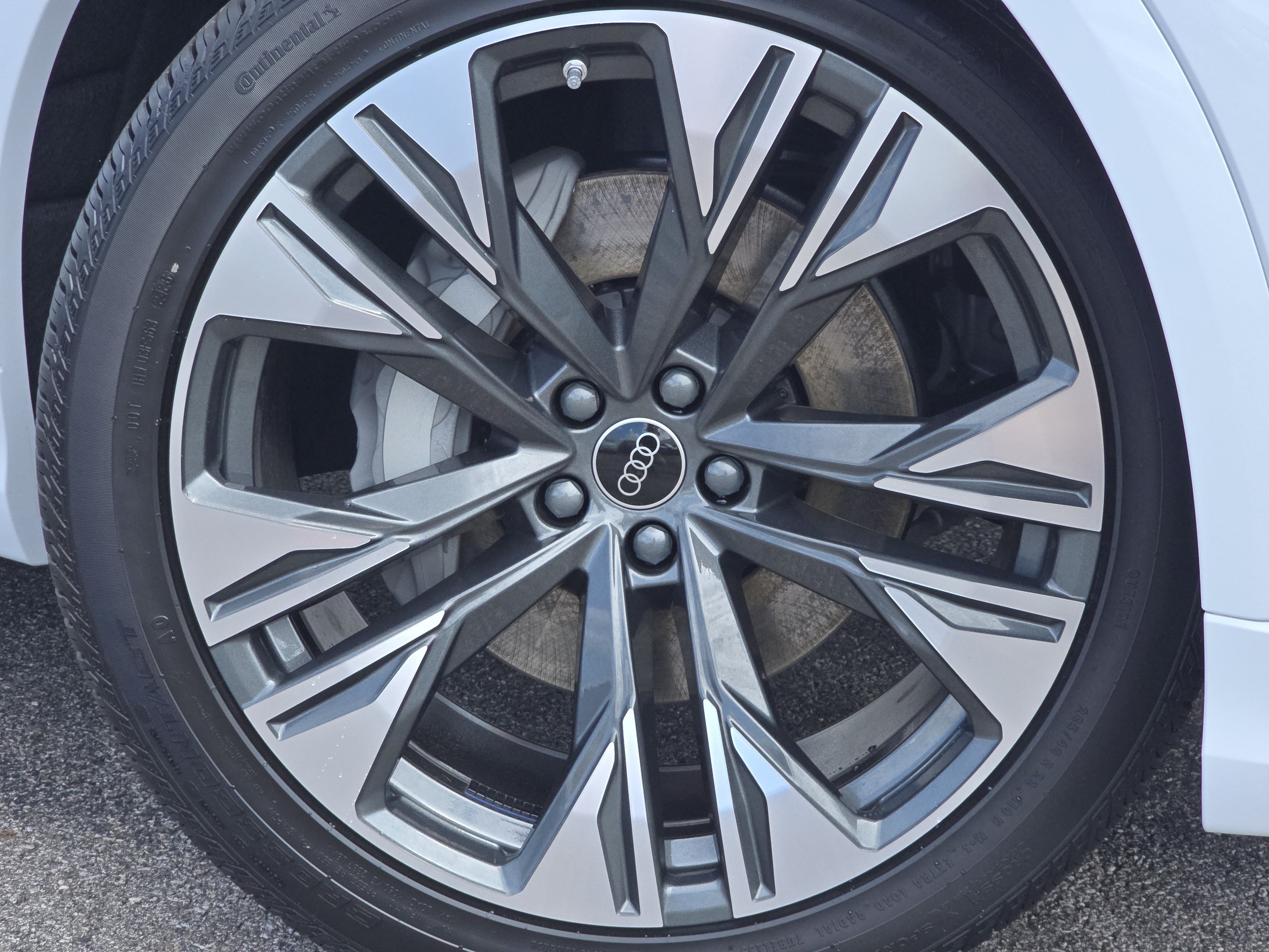 New 2027 Audi Q8 Premium Plus AWD/4WD image 15