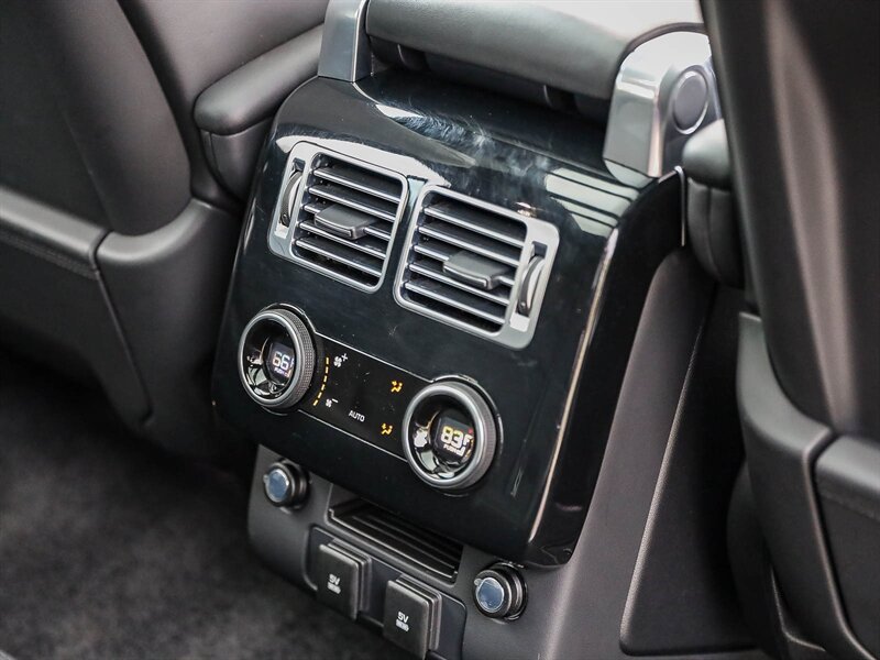 Used 2020 Land Rover Range Rover HSE AWD/4WD image 26