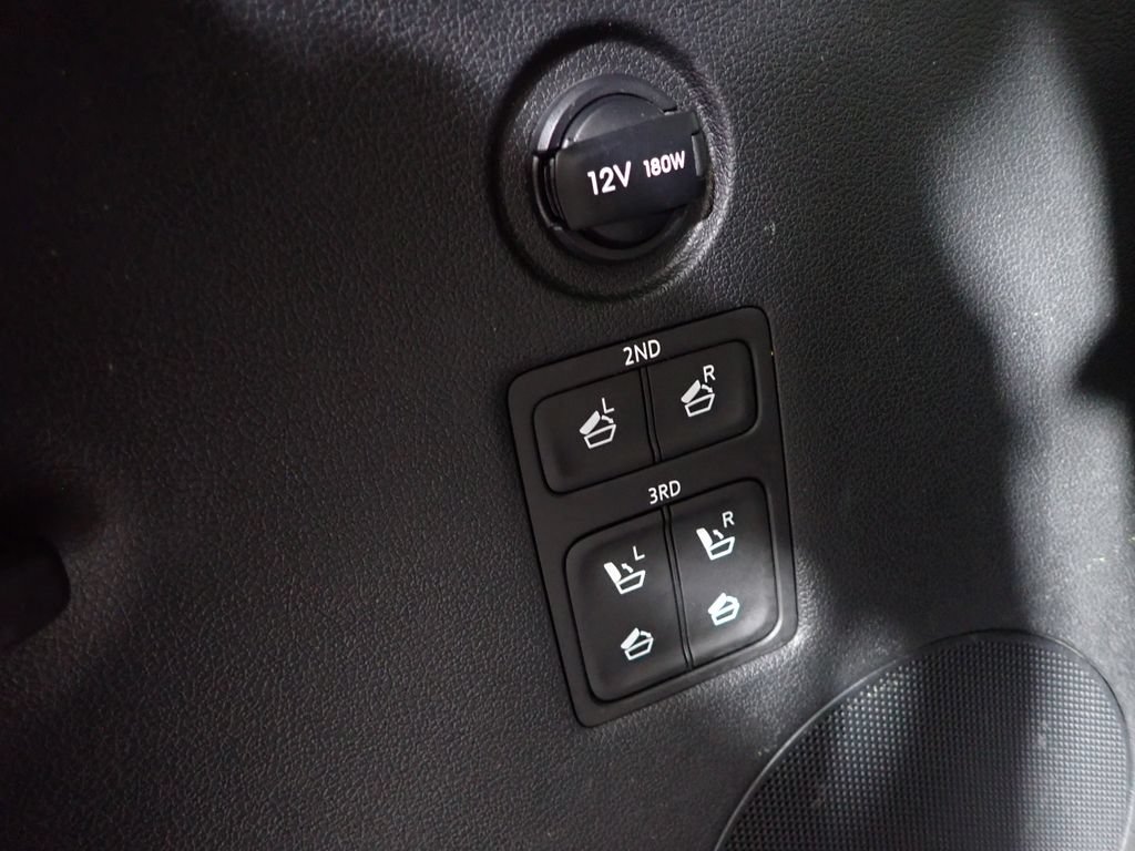 Used 2021 Hyundai Palisade Limited FWD image 17