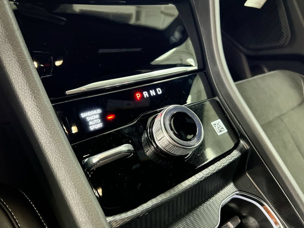 New 2026 Jeep Grand Cherokee L 4WD image 18