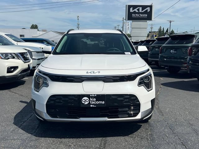 Certified 2025 Kia Niro Wind w/ Wind Preserve Package FWD image 4