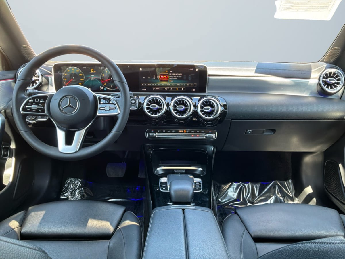 Used 2020 Mercedes-Benz CLA 250 image 10