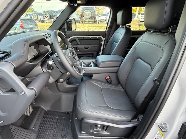 New 2026 Land Rover Defender 110 S image 12