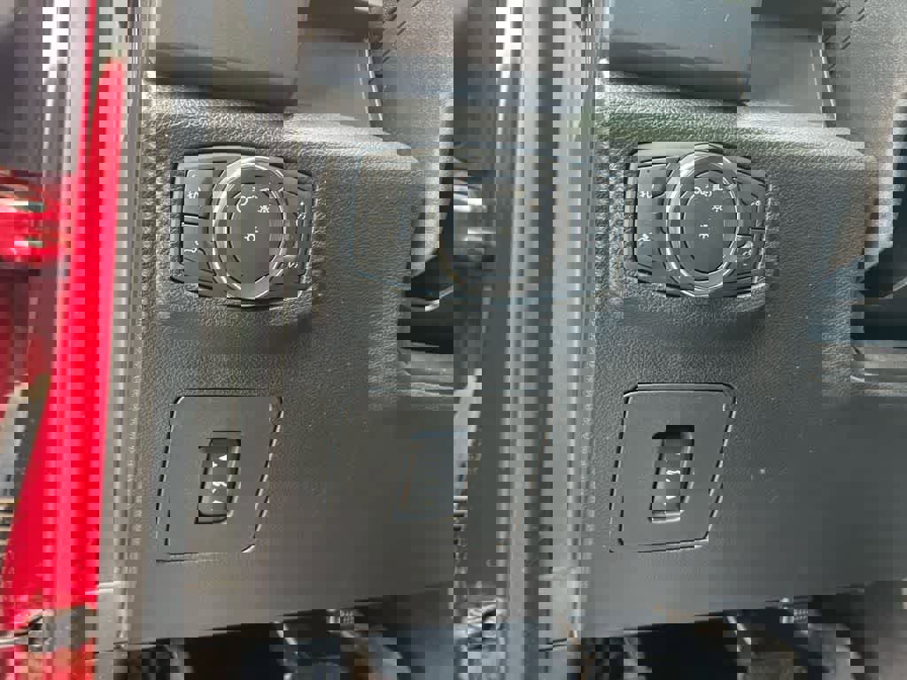 Used 2016 Ford F150 XLT w/ Equipment Group 302A Luxury image 16