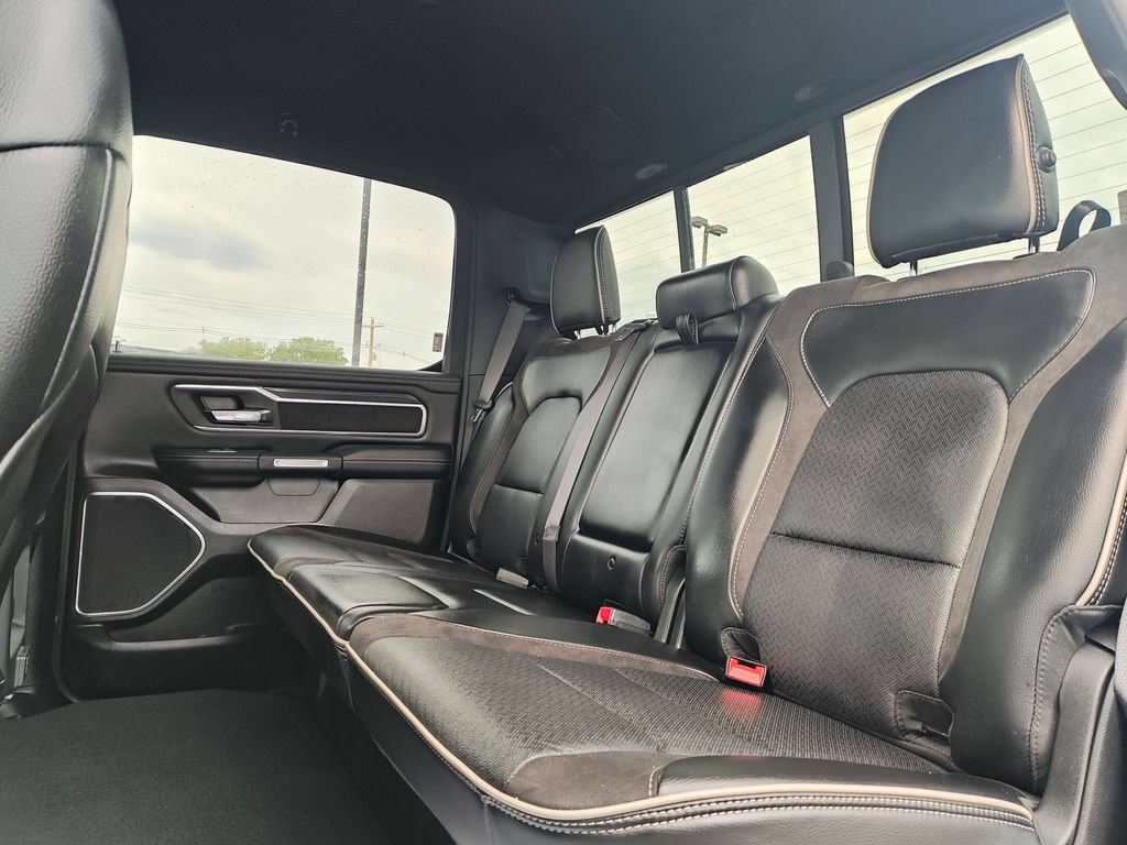 Used 2023 RAM 1500 Laramie AWD/4WD image 14