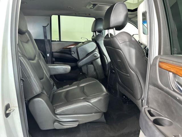 Used 2016 Cadillac Escalade ESV Premium AWD/4WD image 27