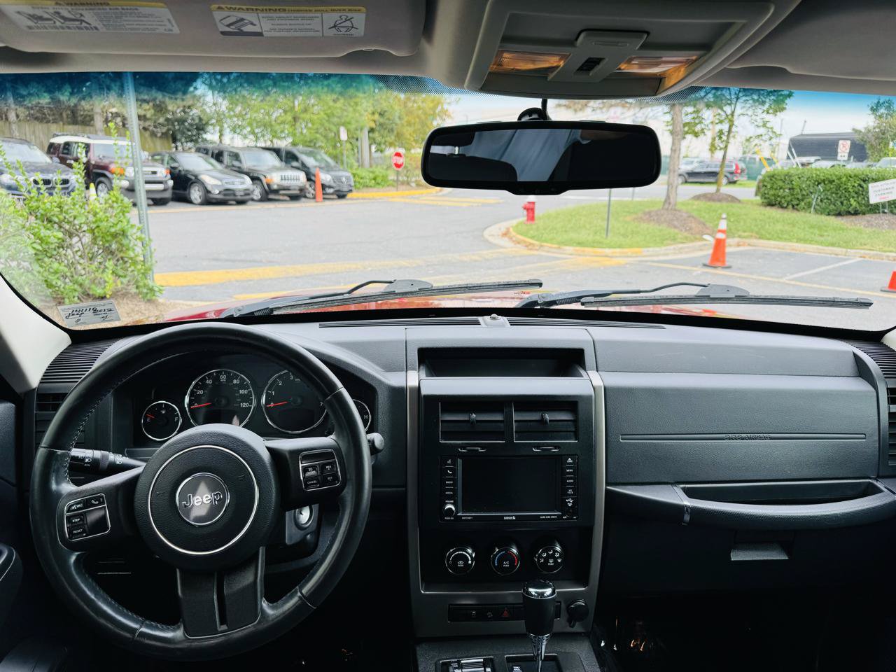 Used 2012 Jeep Liberty Sport w/ Popular Equipment Group AWD/4WD image 19
