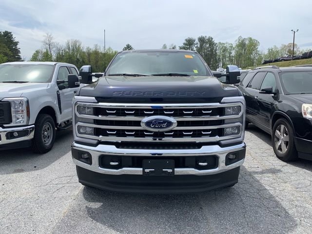Used 2024 Ford F250 Lariat w/ Chrome Package image 3