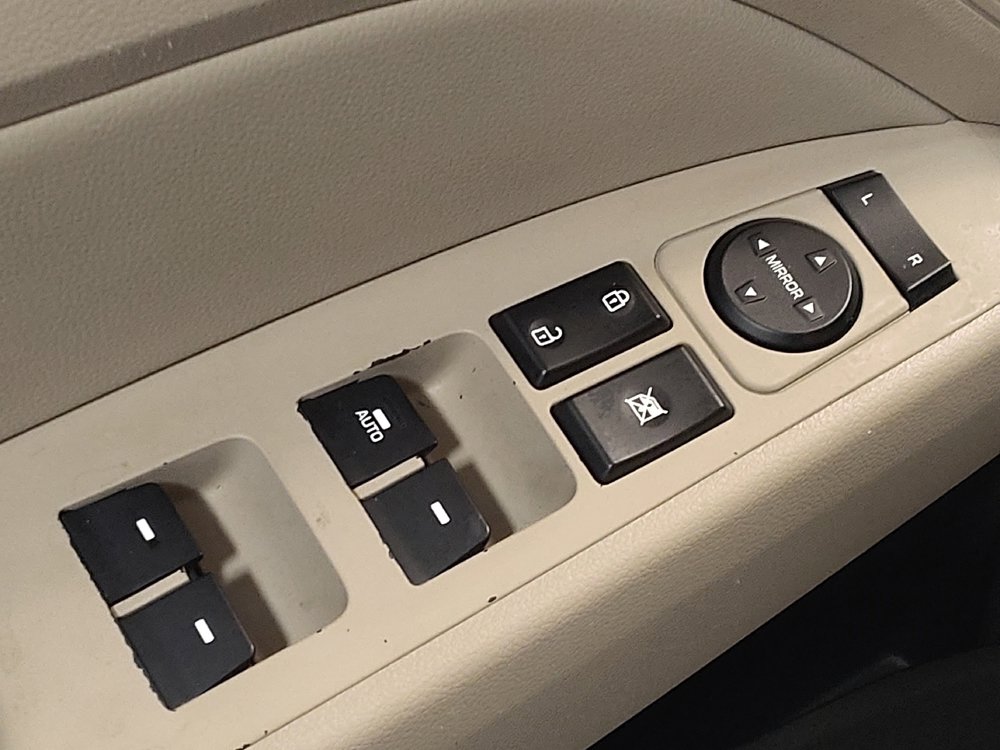 Used 2018 Hyundai Elantra Limited image 27