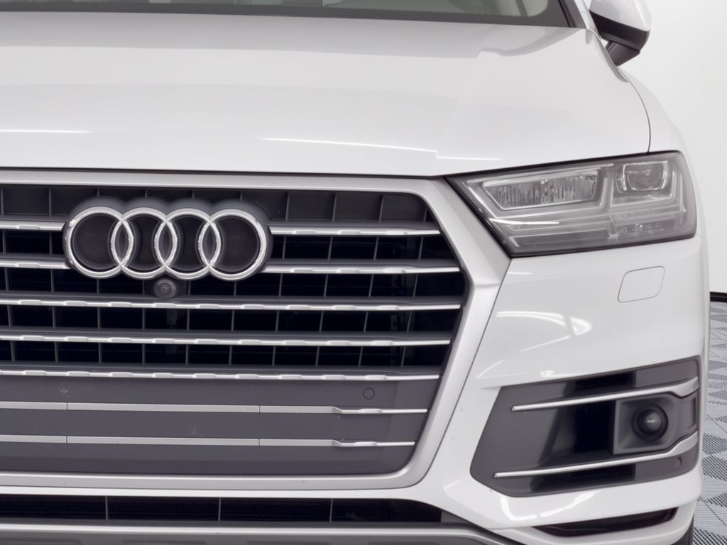 Used 2019 Audi Q7 3.0T Premium Plus AWD/4WD image 12
