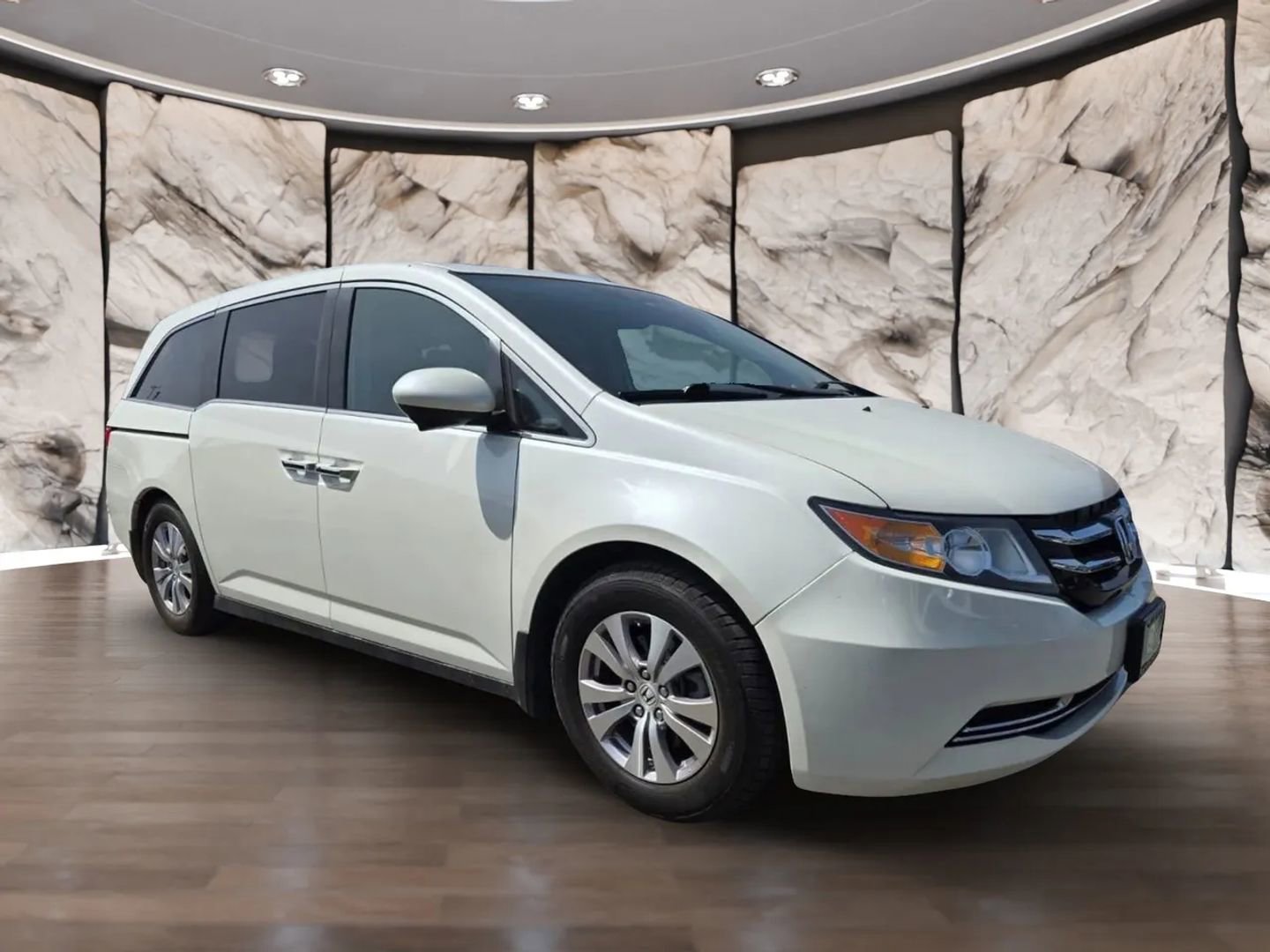 Used 2014 Honda Odyssey EX-L image 3