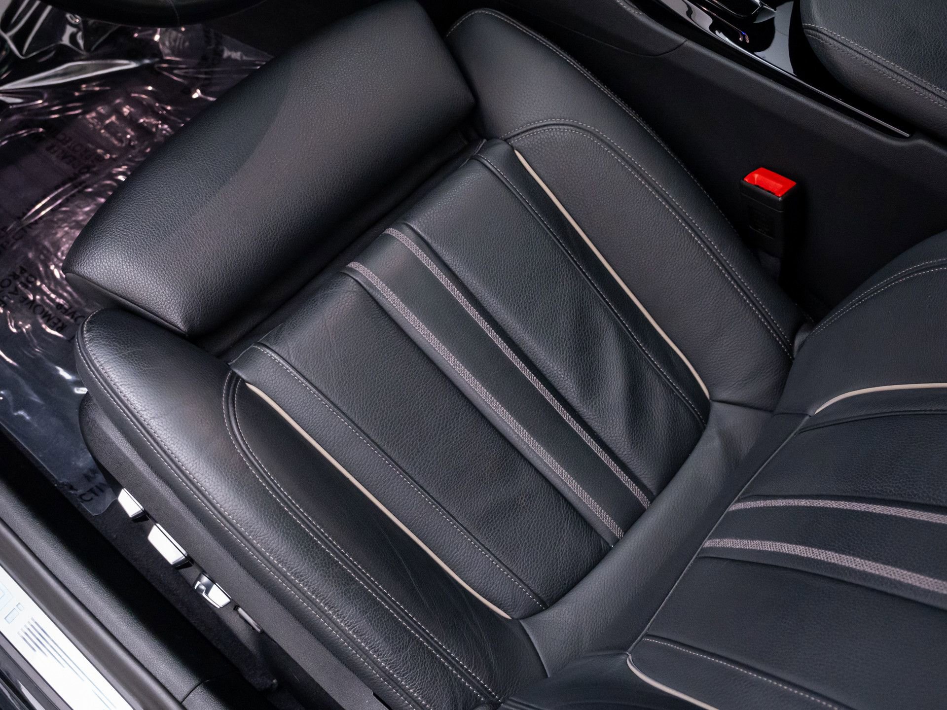 Certified 2023 BMW M550i xDrive AWD/4WD image 16