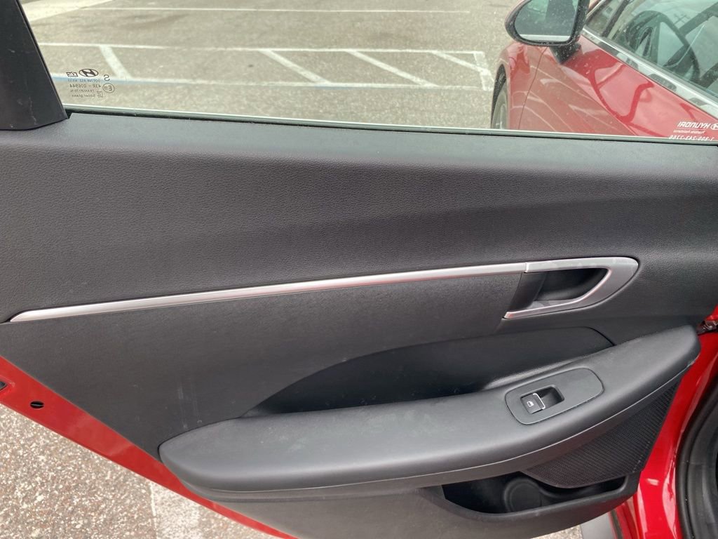 Used 2020 Hyundai Sonata SE w/ Cargo Package image 12