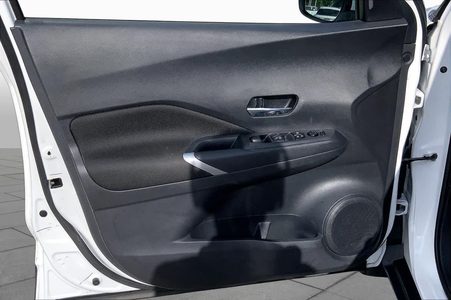 Used 2023 Nissan Kicks SV FWD image 21