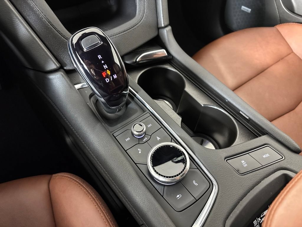 Used 2025 Cadillac XT5 Premium Luxury w/ Technology Package FWD image 32