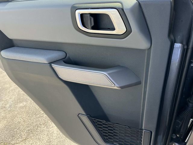 Certified 2023 Ford Bronco Black Diamond image 17