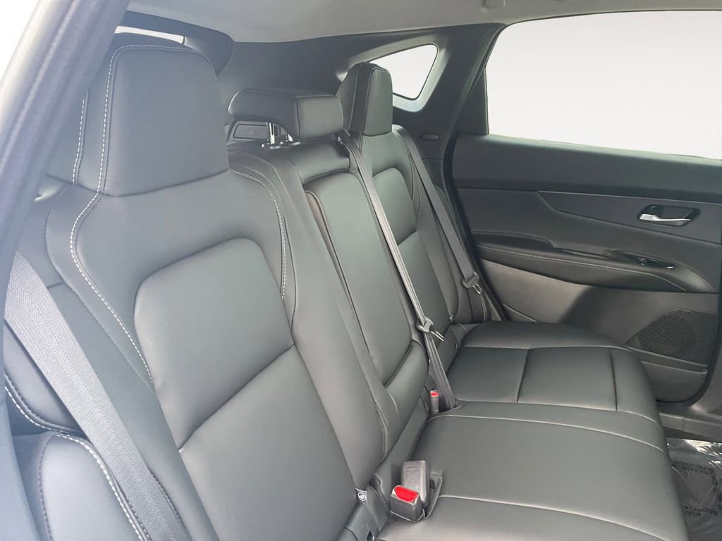 Certified 2025 Nissan Murano SV image 31