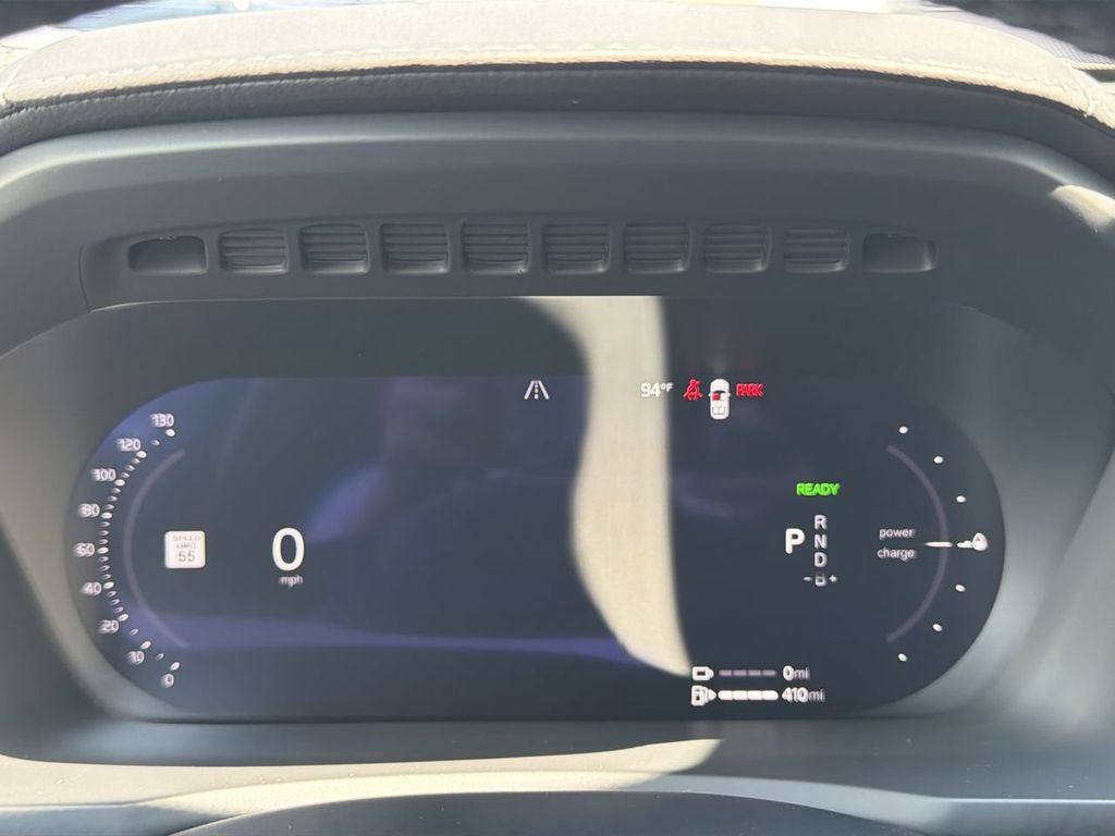 Certified 2025 Volvo XC90 T8 Ultra w/ Protection Package Premier AWD/4WD image 19