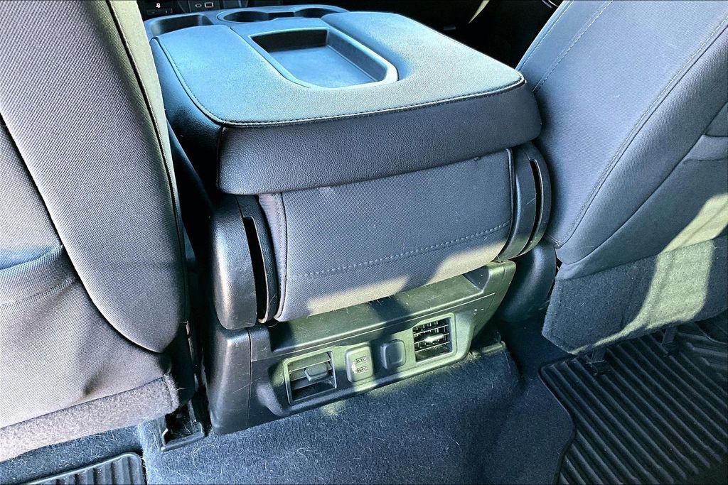 Used 2019 Chevrolet Silverado 1500 LT w/ Texas Edition image 30