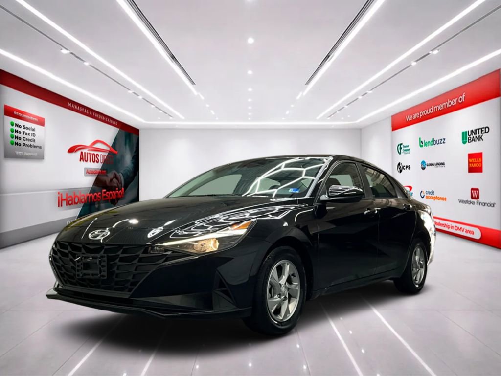 Used 2021 Hyundai Elantra SE w/ Cargo Package image 3