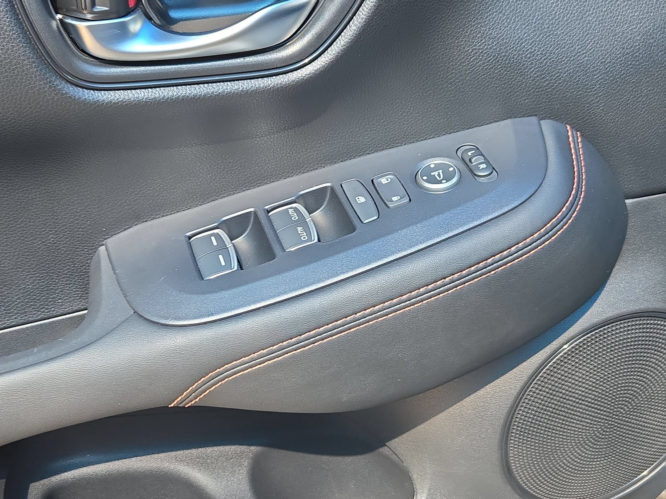 Certified 2027 Honda HR-V Sport image 11