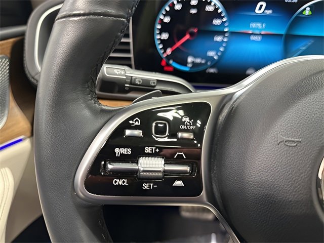 Used 2022 Mercedes-Benz GLS 450 4MATIC image 18