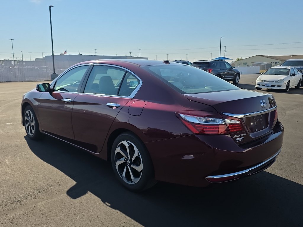 Used 2016 Honda Accord EX image 6