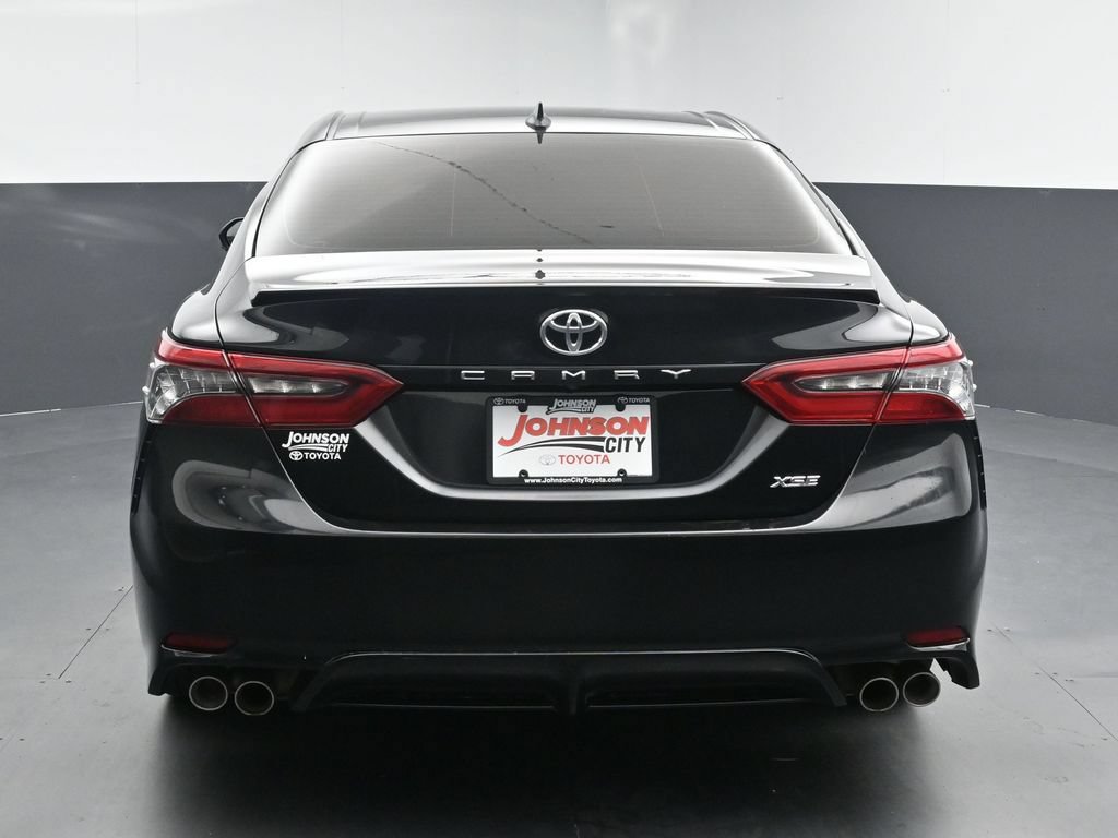 Used 2023 Toyota Camry XSE FWD image 7