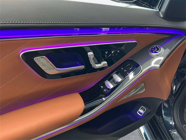 Used 2025 Mercedes-Benz S 580 4MATIC Sedan image 15