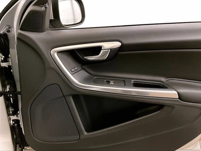 Used 2018 Volvo S60 T5 Inscription AWD/4WD image 23