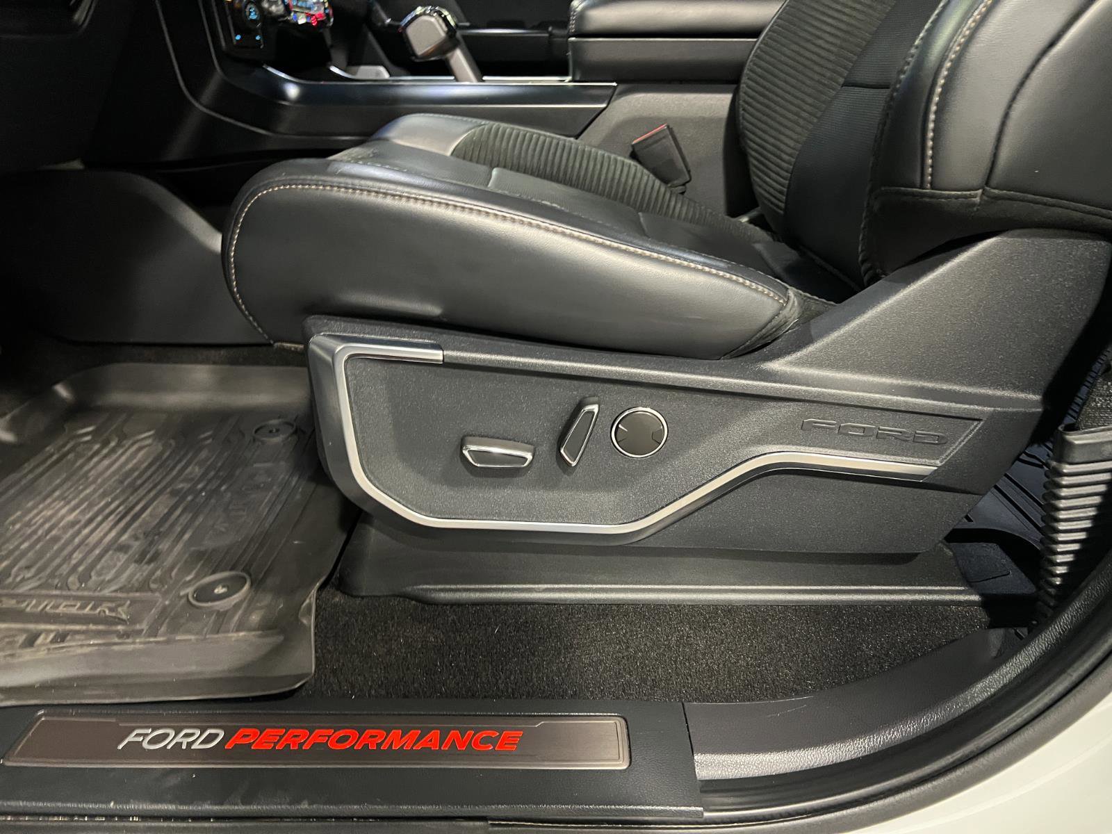 Used 2023 Ford F150 Raptor image 25