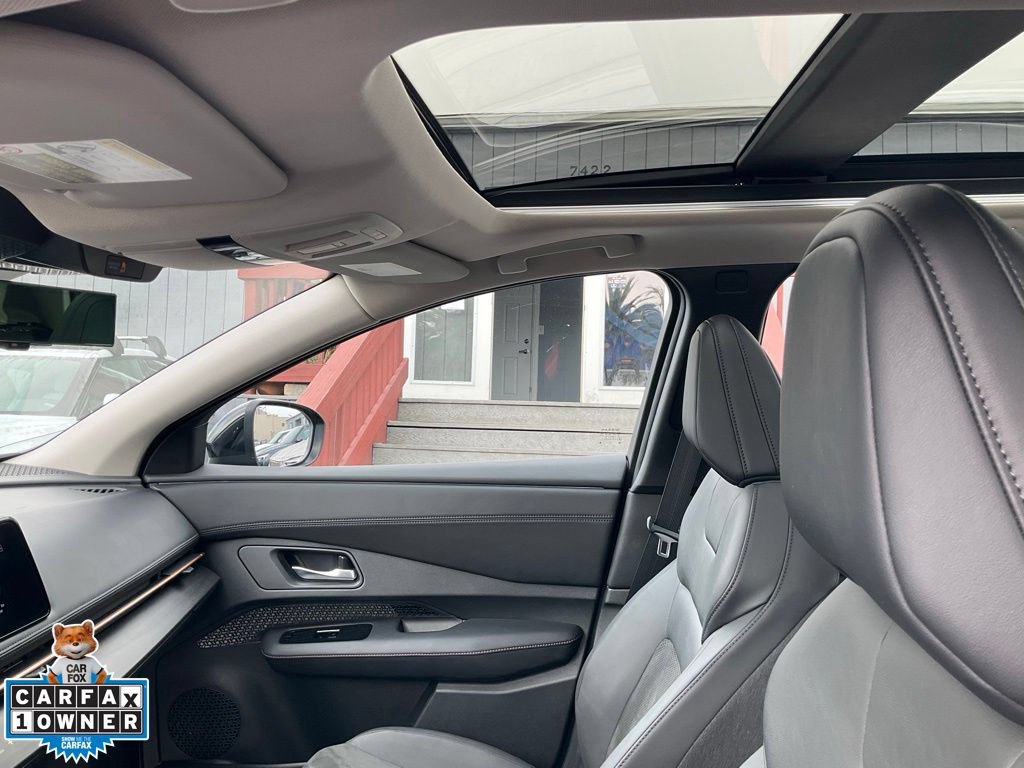 Used 2024 Nissan Ariya FWD image 20